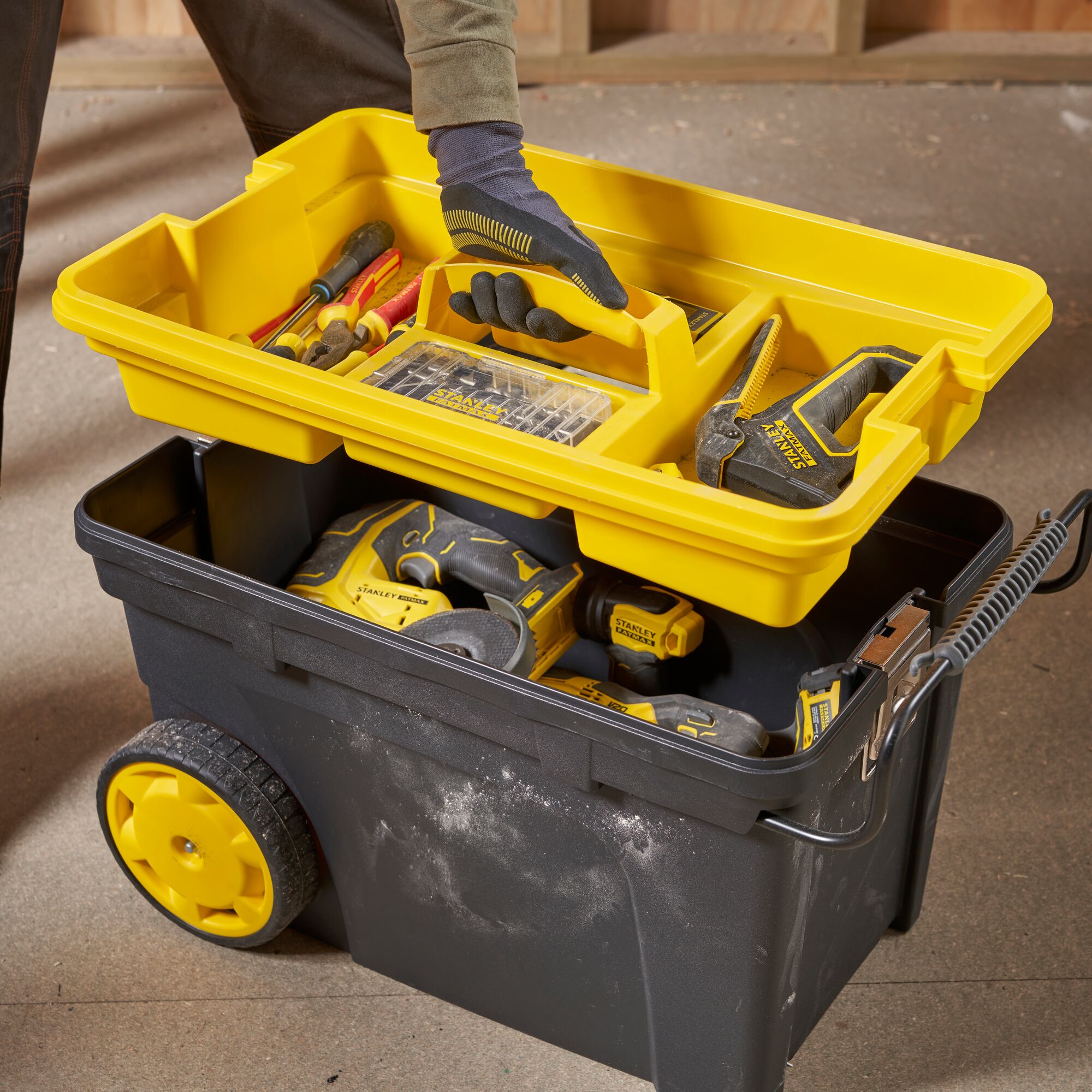 STANLEY® Pro Mobile Tool Chest With Cups | STANLEY