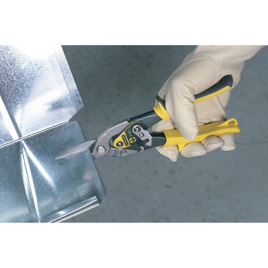 Profile of fat max straight cut compound action aviation snips.
