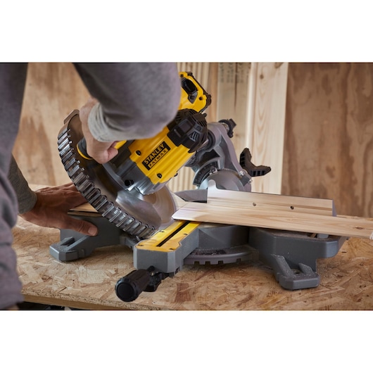 20V BR Mitre Saw KIT 4.0Ah 2B+2.0Ah C