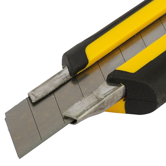 Snap-Off Knife Dynagrip_18Mm