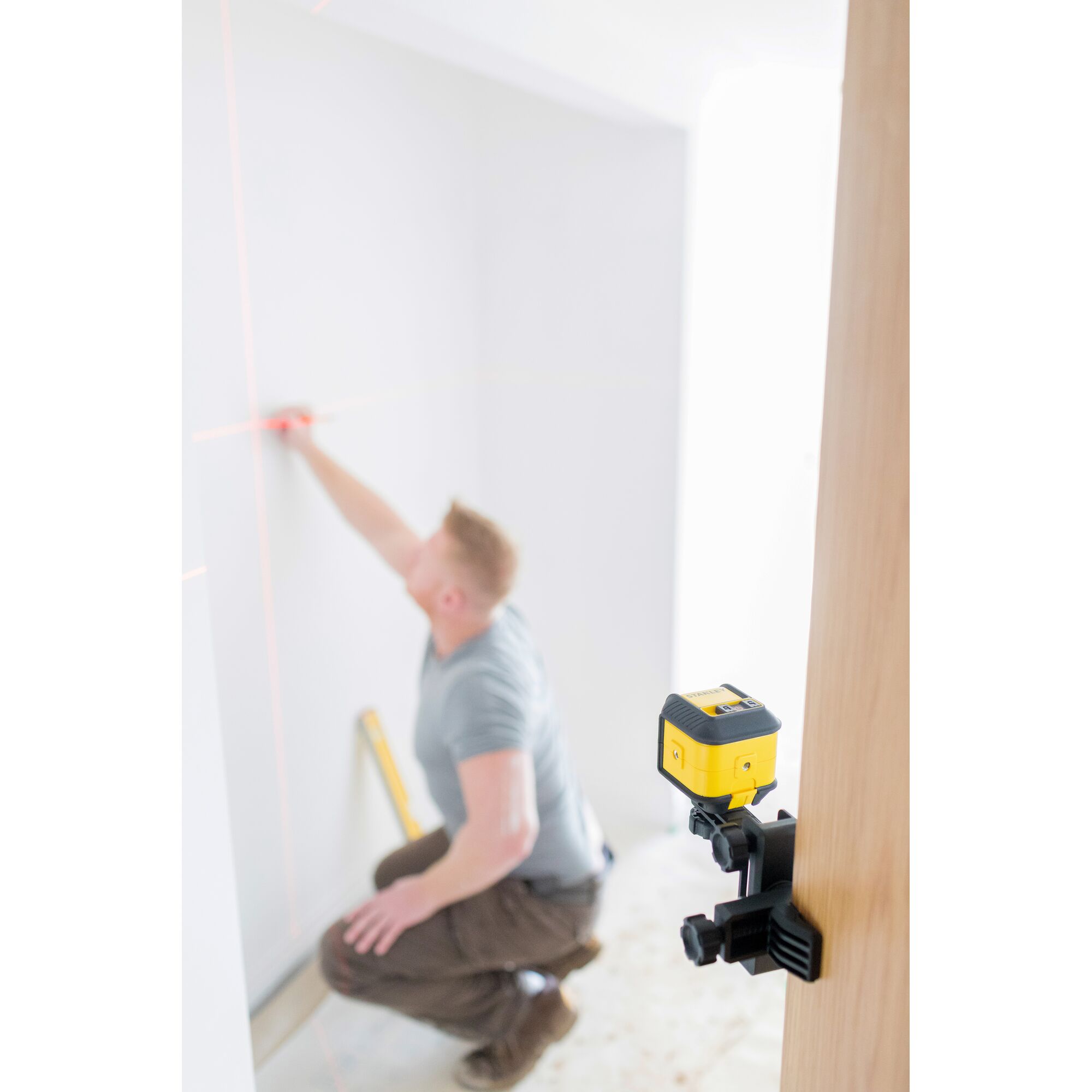 STANLEY® Cubix Cross Line Laser Red | STANLEY