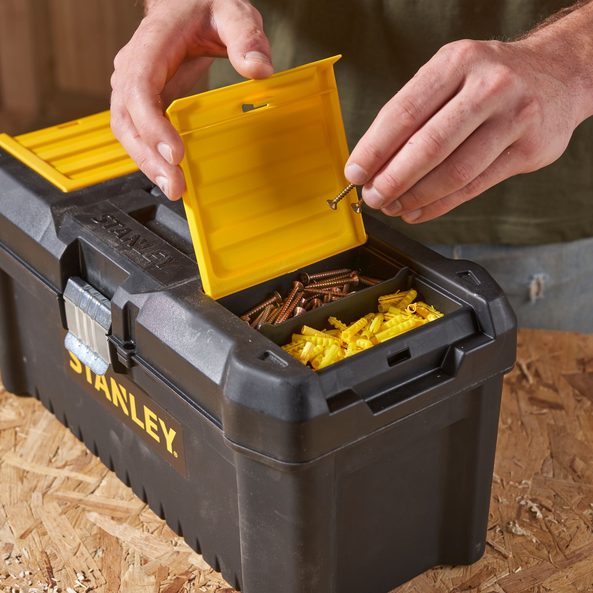 STANLEY® 16 in. Essential Tool Box With Metal Latches | STANLEY