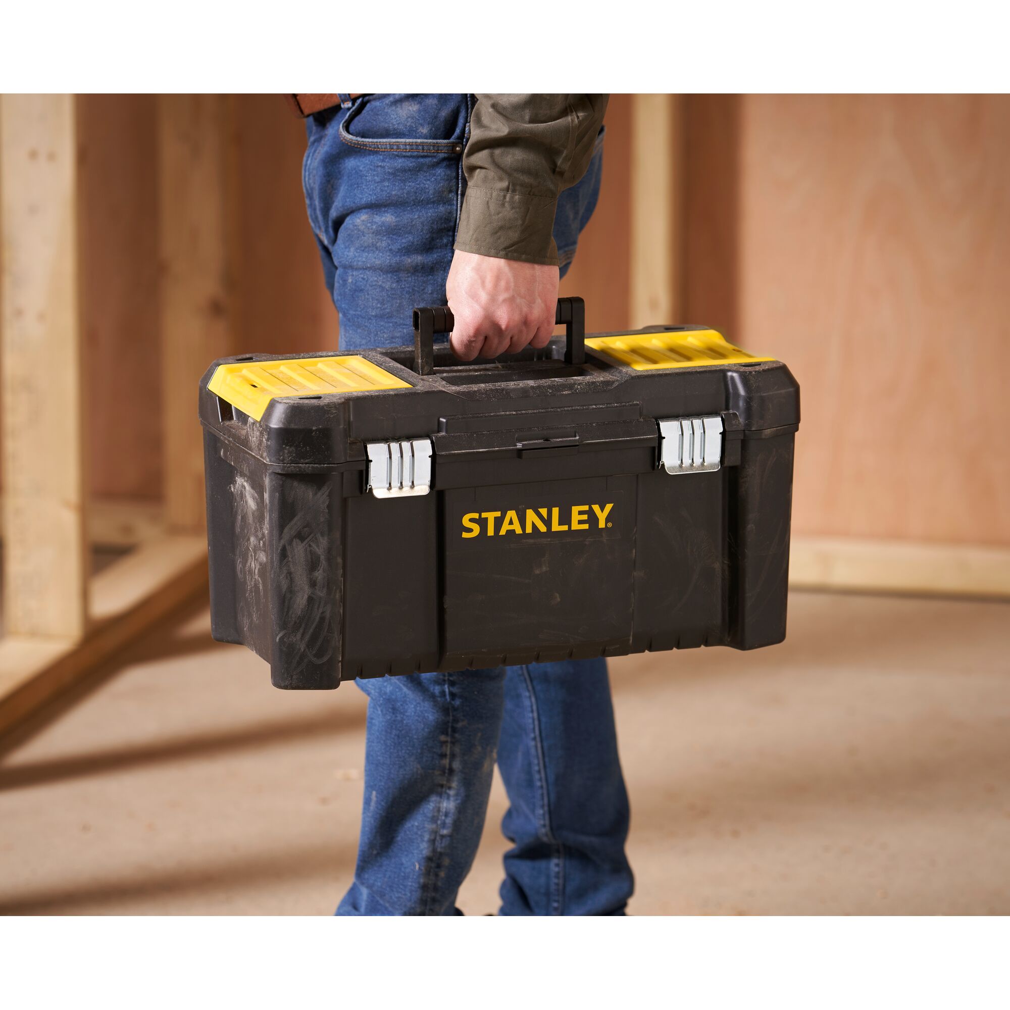 STANLEY® 19 in. Essential Tool Box With Metal Latches | STANLEY
