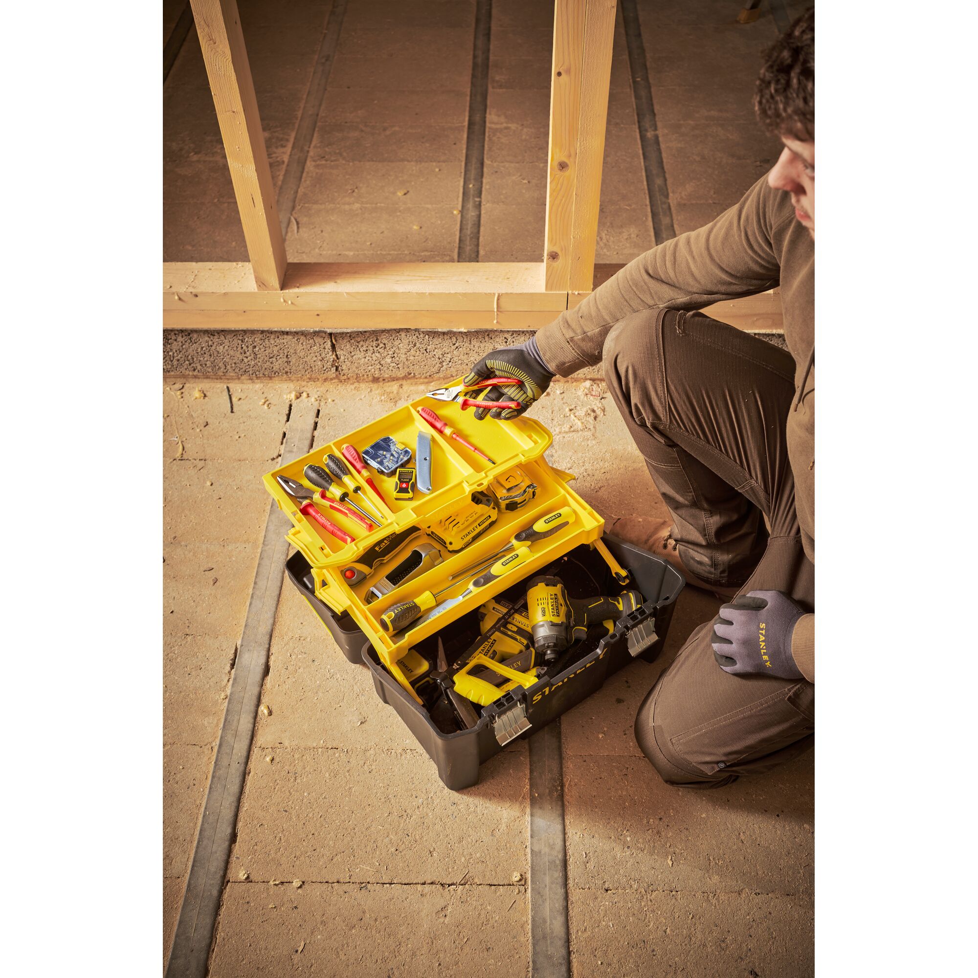 STANLEY® 3-Level Cantilever Tool Box | STANLEY