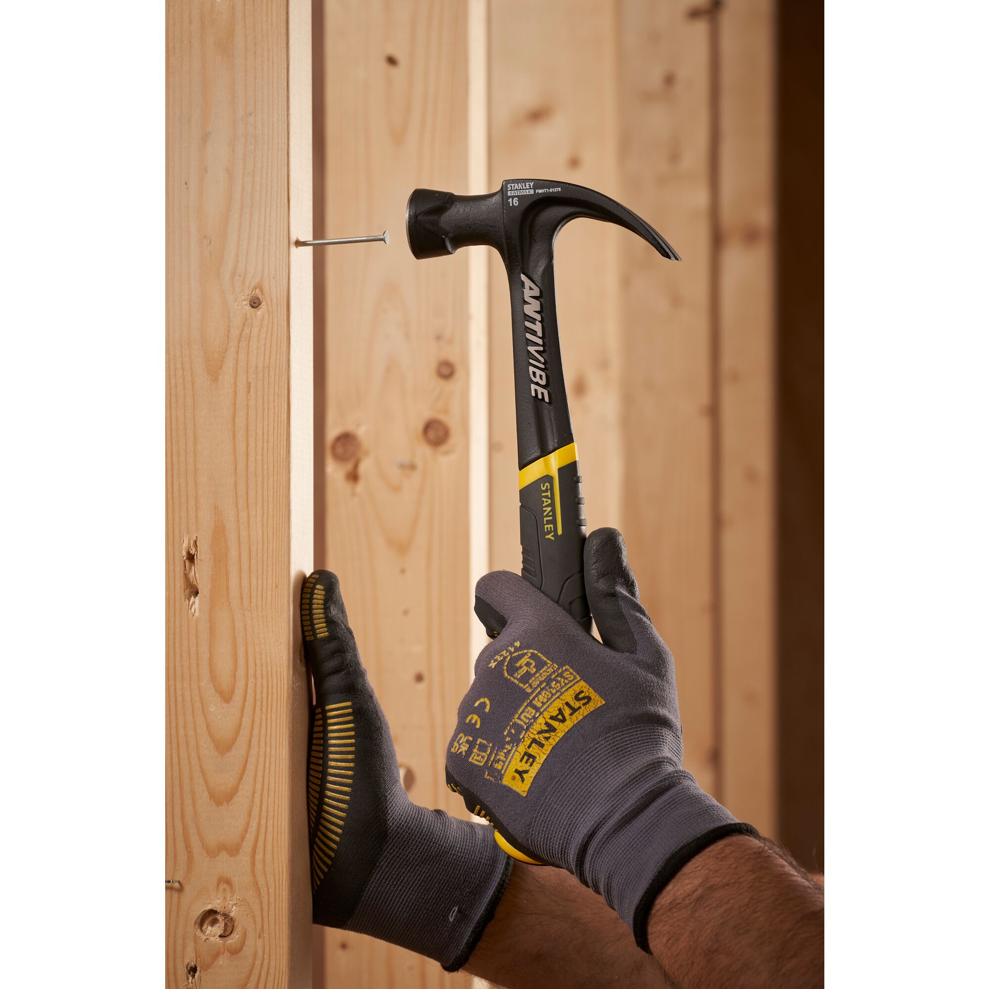 clawfinger専用-XL Stanley FatMax 16 Oz. Smooth-Face Curved Claw Hammer with