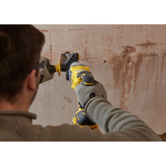 20V Brushless Rotary Hammer Drill, 4.0Ah x 2