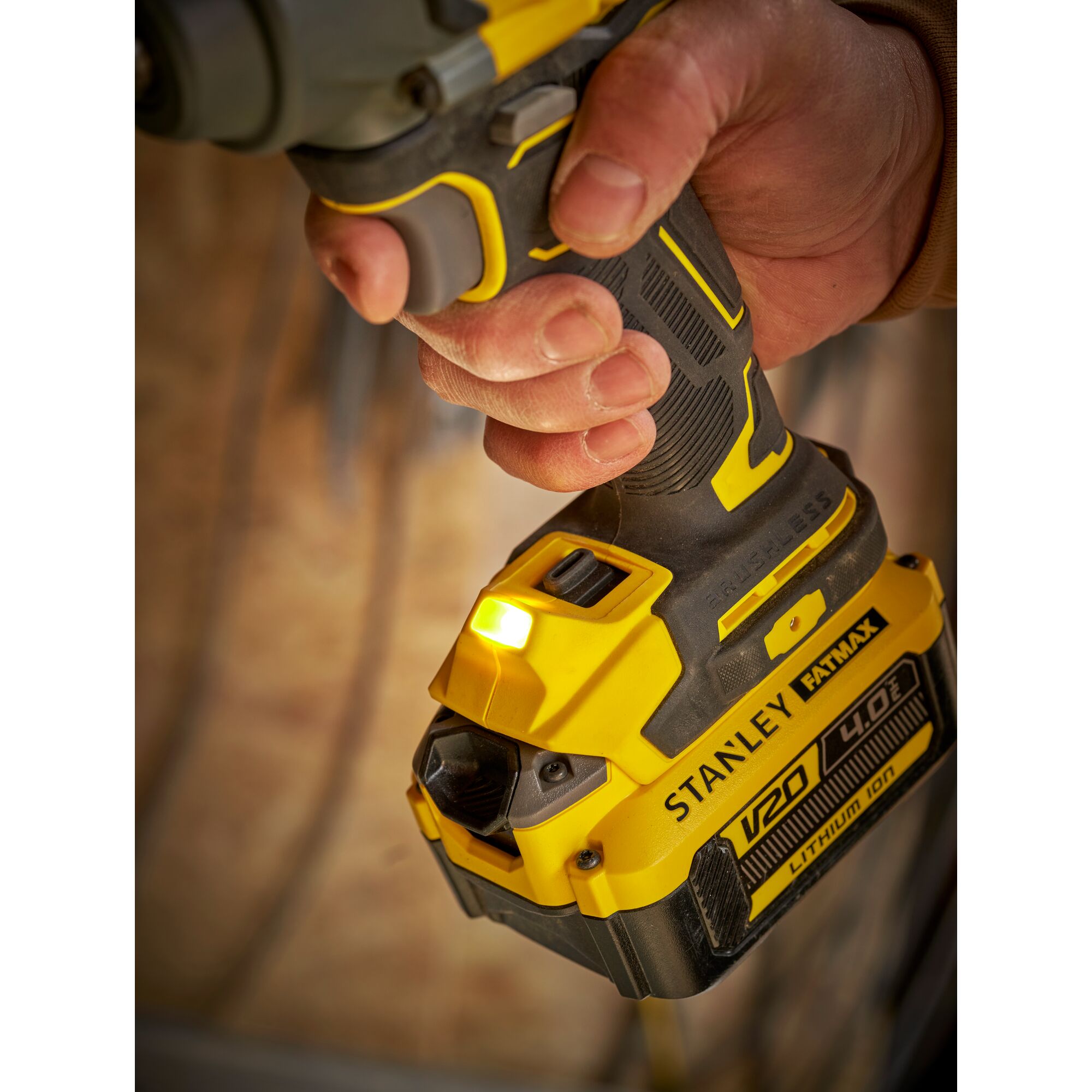 Stanley brushless online 20v