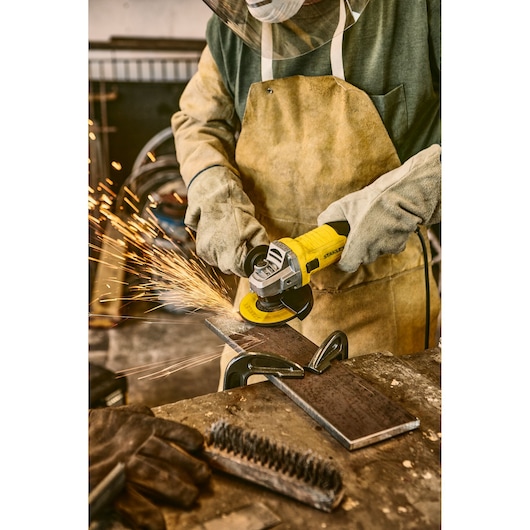 900W 115mm Angle Grinder