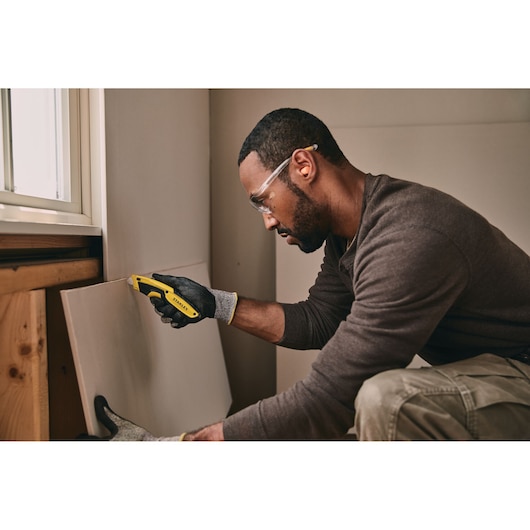 STANLEY® Premium Retractable Blade Utility Knife