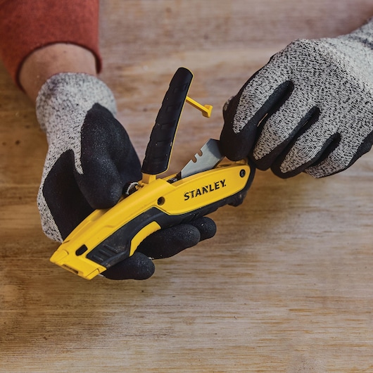 STANLEY® Premium Retractable Blade Utility Knife
