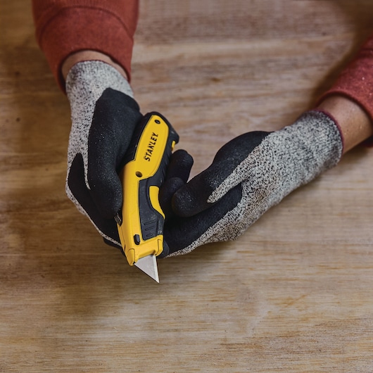 STANLEY® Premium Retractable Blade Utility Knife