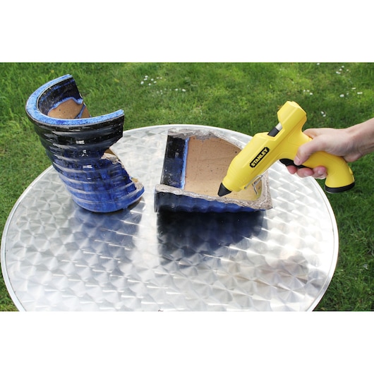 STANLEY® Cordless Glue Gun