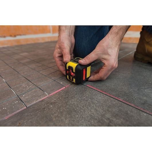 STANLEY® Cross Line Laser With 90° Line - Red