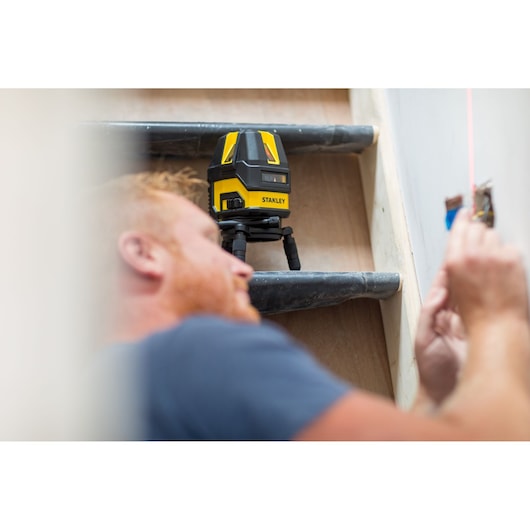 STANLEY® Laser Level Multiline, 4V1H Red