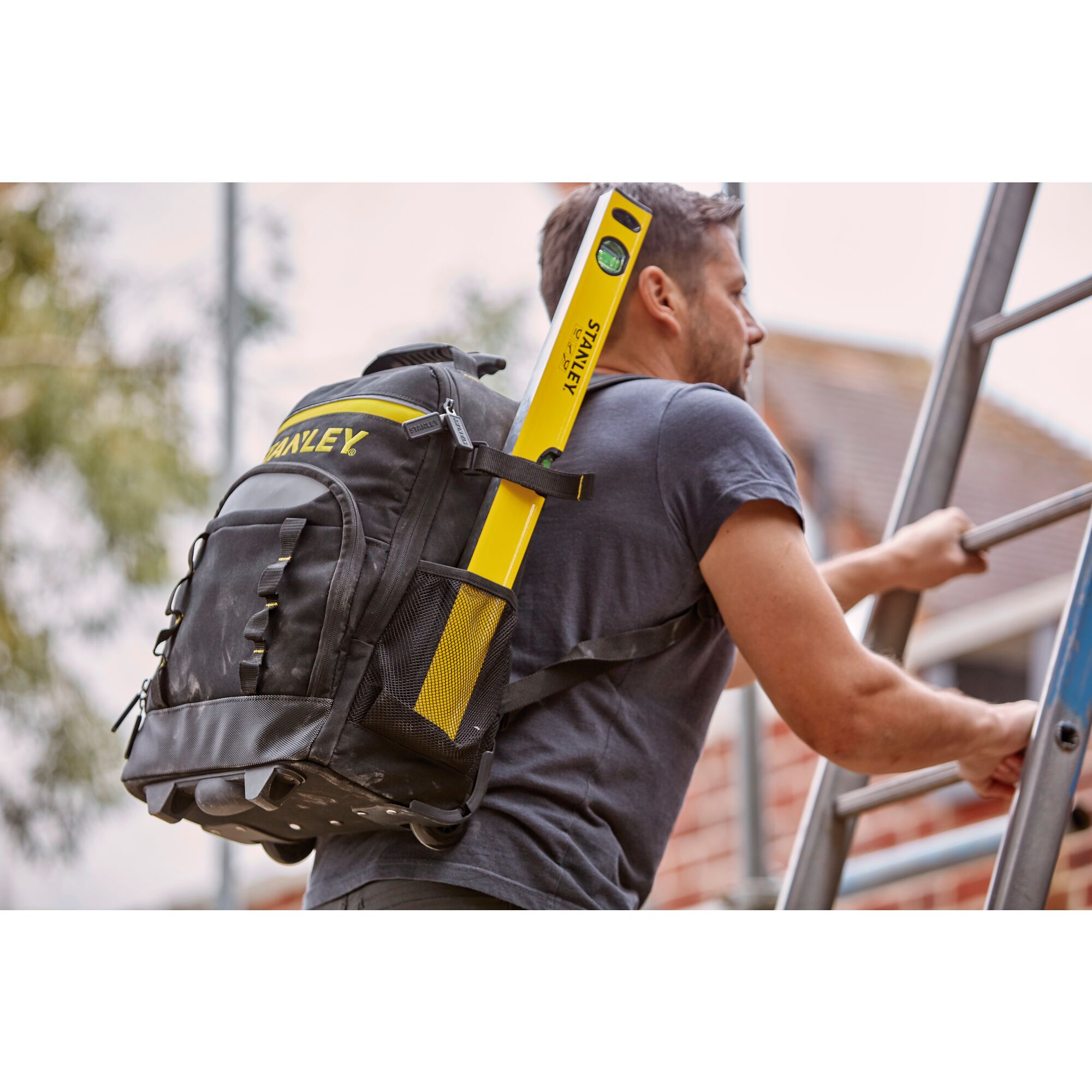 Stanley backpack on clearance wheels